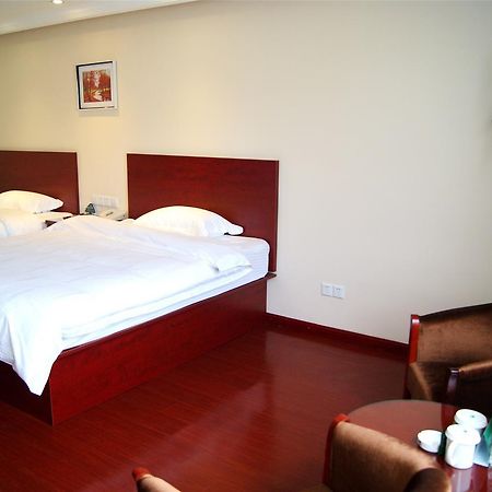 Green Tree Inn Tianjin Huanghe Road Hardware City Shop Exterior photo